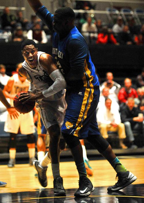 Troy Beats Fort Valley State Behind Abdul Aleem In Game Played At
