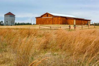 Hilltop Acres Has All The Ingredients For The Perfect Country