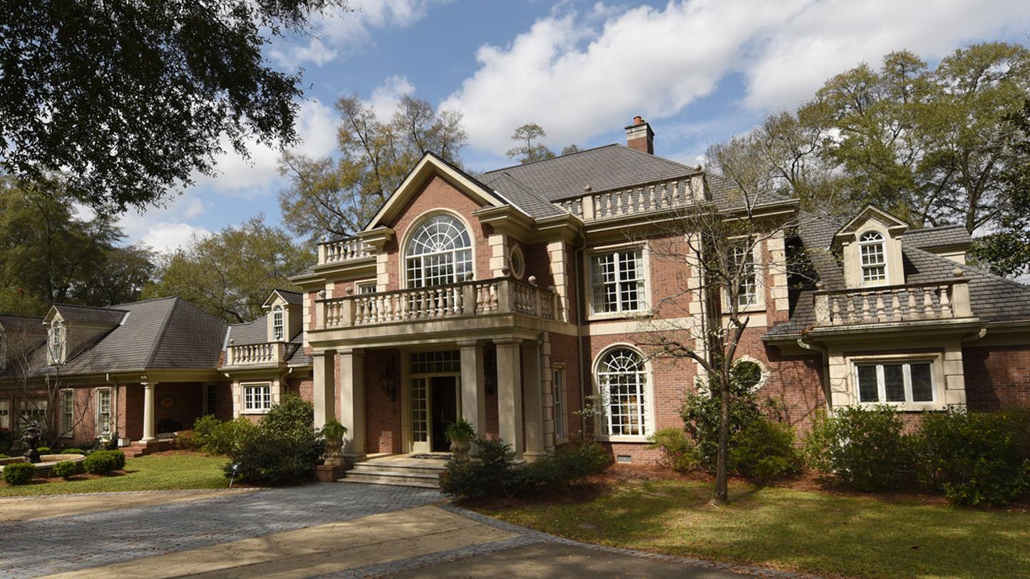 Dothan Home A Testament To Veale S Worldwide Travels Local Dothaneagle Com