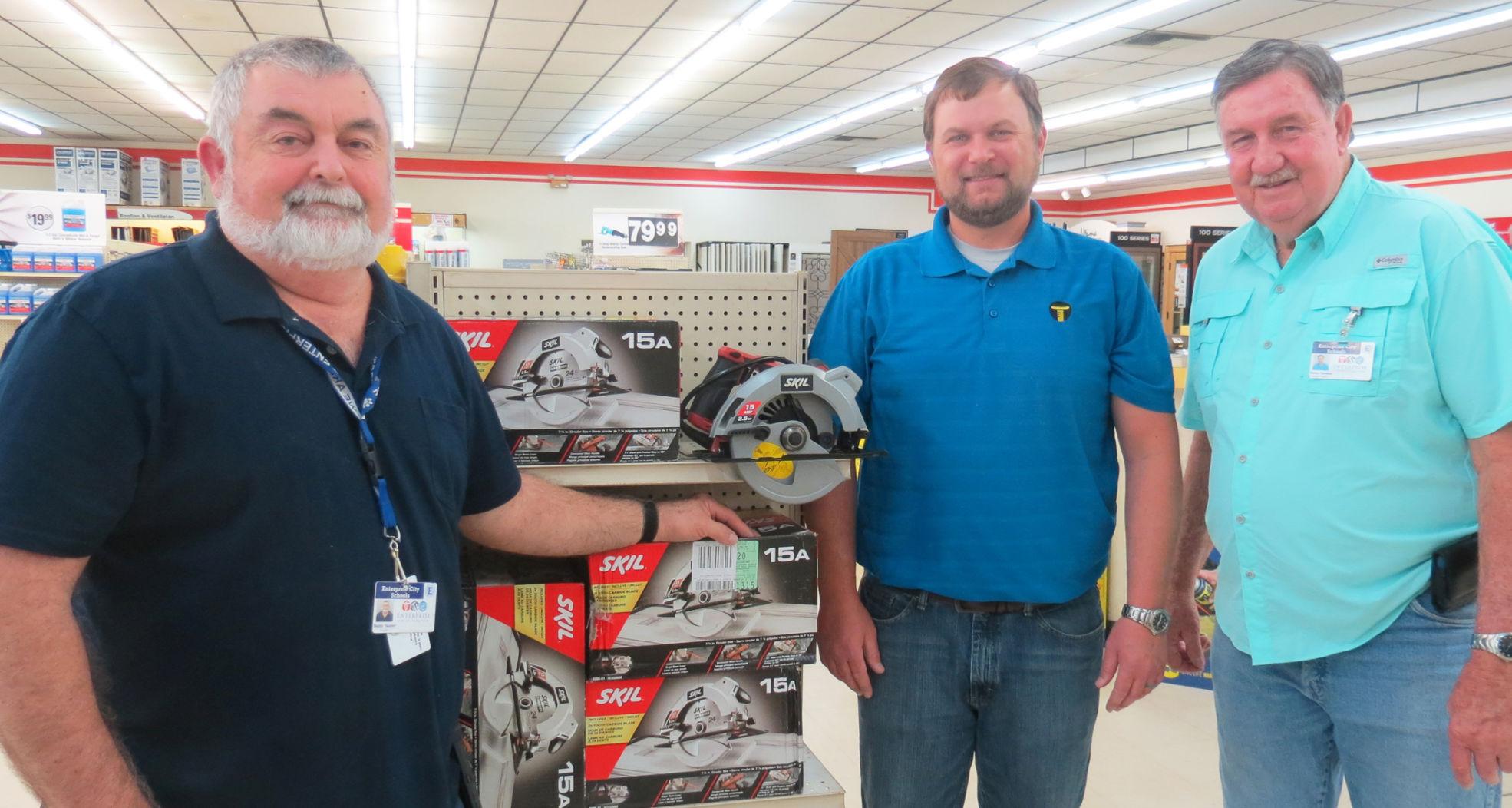 Townsend Building Supply donates to EHS Tech Department | News ...