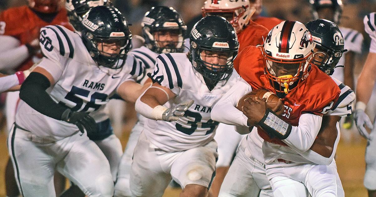 PREP FOOTBALL ROUNDUP G.W. Long edges Cottonwood; Carroll downs Headland