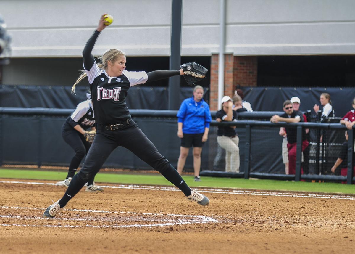 Troy Trojans fielding versatile, deep softball team in 2015 Troy
