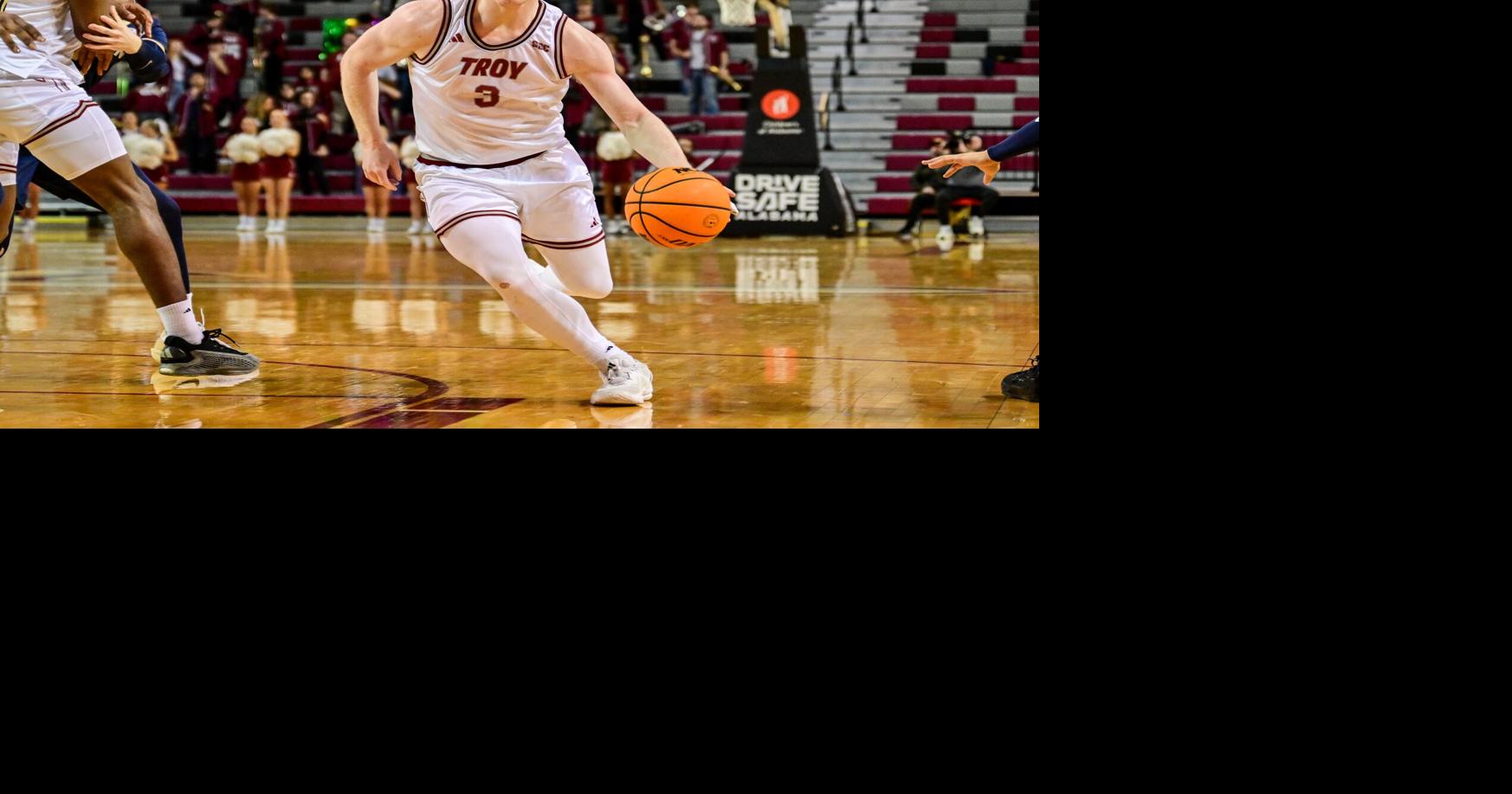 TROY – Cooper Campbell scored 25 points and added five assists without committing a turnover as Troy men’s basketball earned a signature win over Akron in a lively Trojan Arena