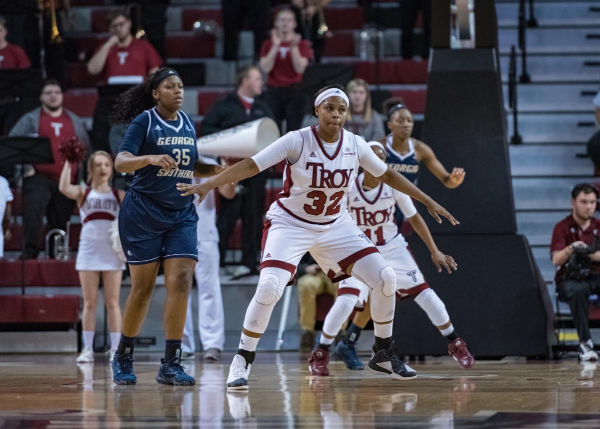 Troy Trojans Women S Basketball Team Rebuilds With More Height