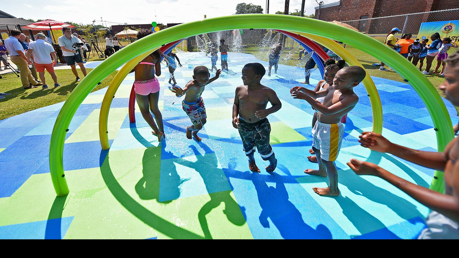 Andrew Belle S New Splash Pad Unveiled On Hot Day In Dothan Govt And Politics Dothaneagle Com