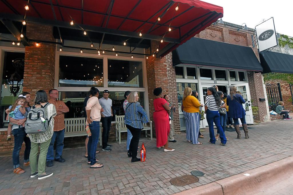 Recipe For Success Top Chef Win Opens Doors For Kbc Owner Business Dothaneagle Com Eatery+catering+bakery in historic downtown dothan, al by current #topchefkentucky contestant @kelseybarnardclark. top chef win opens doors for kbc owner