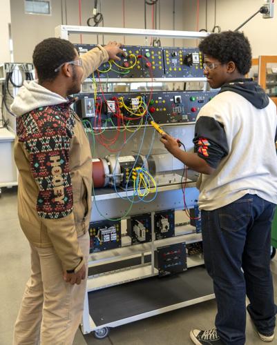 First classes held in new workforce center at ESCC