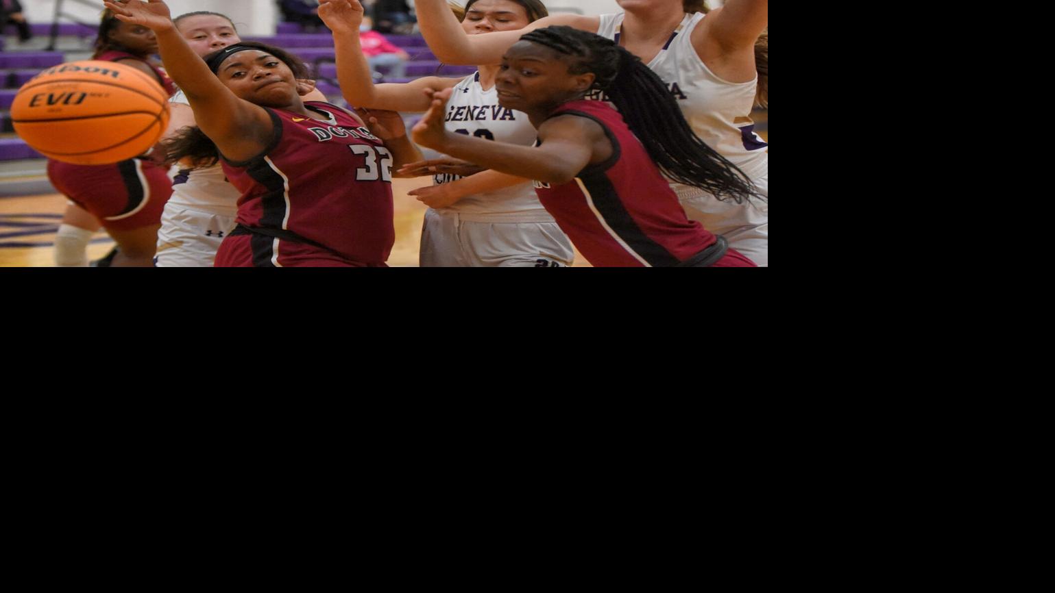 DothanEagle.com - Key steals help Dothan Wolves girls basketball team down Geneva County image