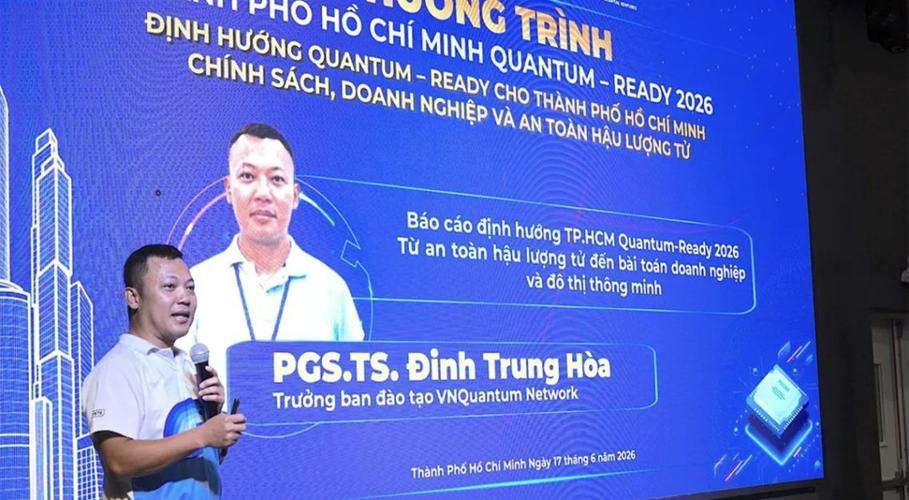 Troy University professor helps lead Vietnam’s first Provincial Quantum Year and International Quantum Hackathon