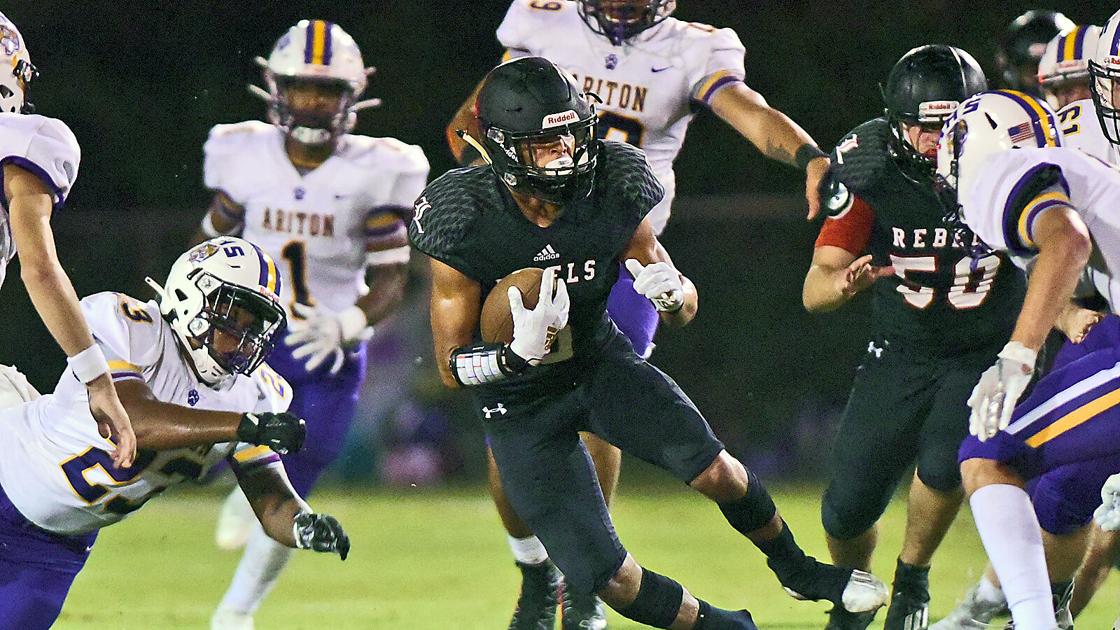 DothanEagle.com - G.W. Long routs rival Ariton in region showdown image
