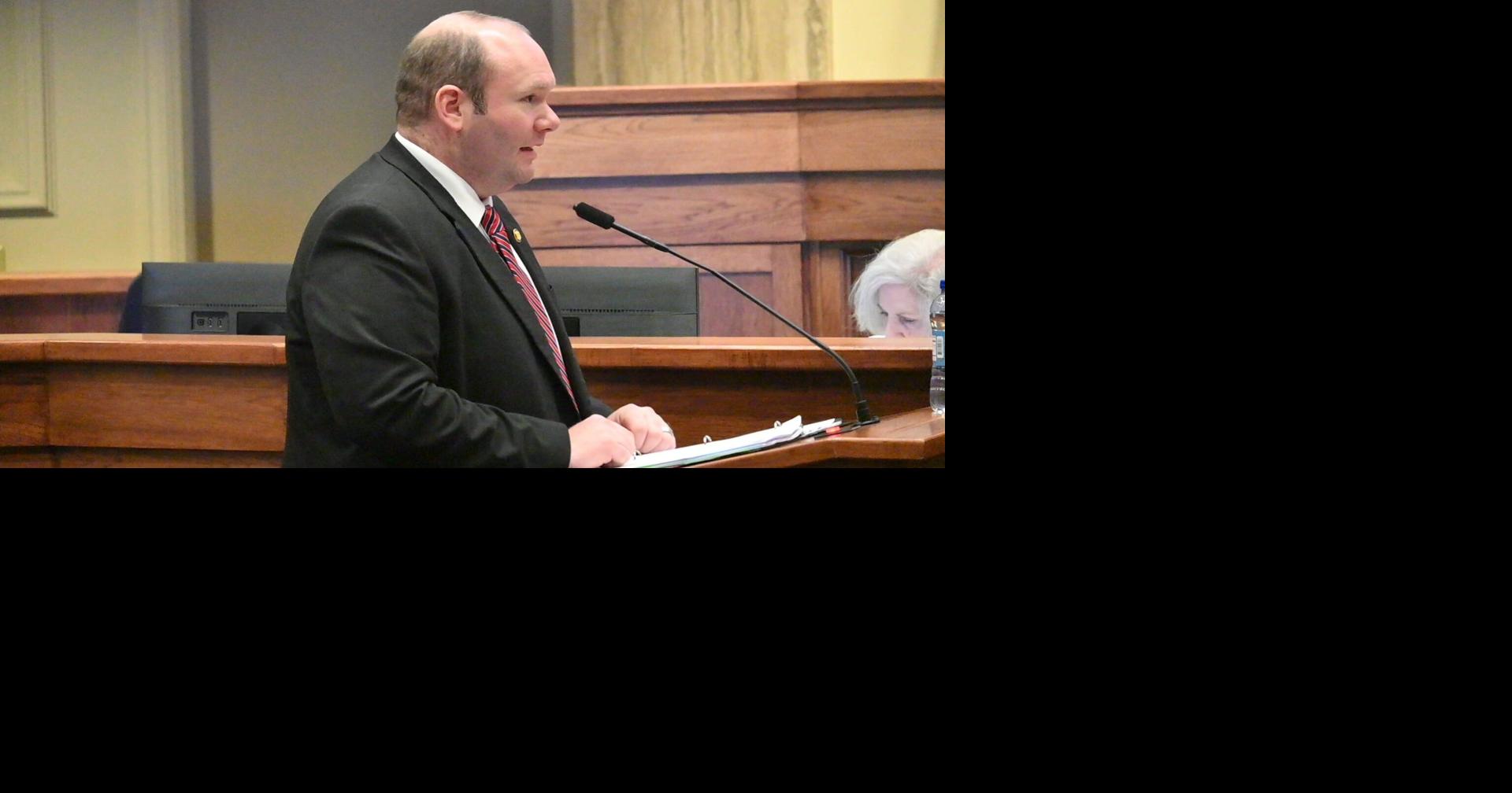 Alabama senator beat dark money attacks. He's now naming names