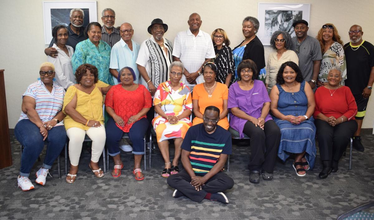 Group picture of the Carver/Dothan class of 1970.