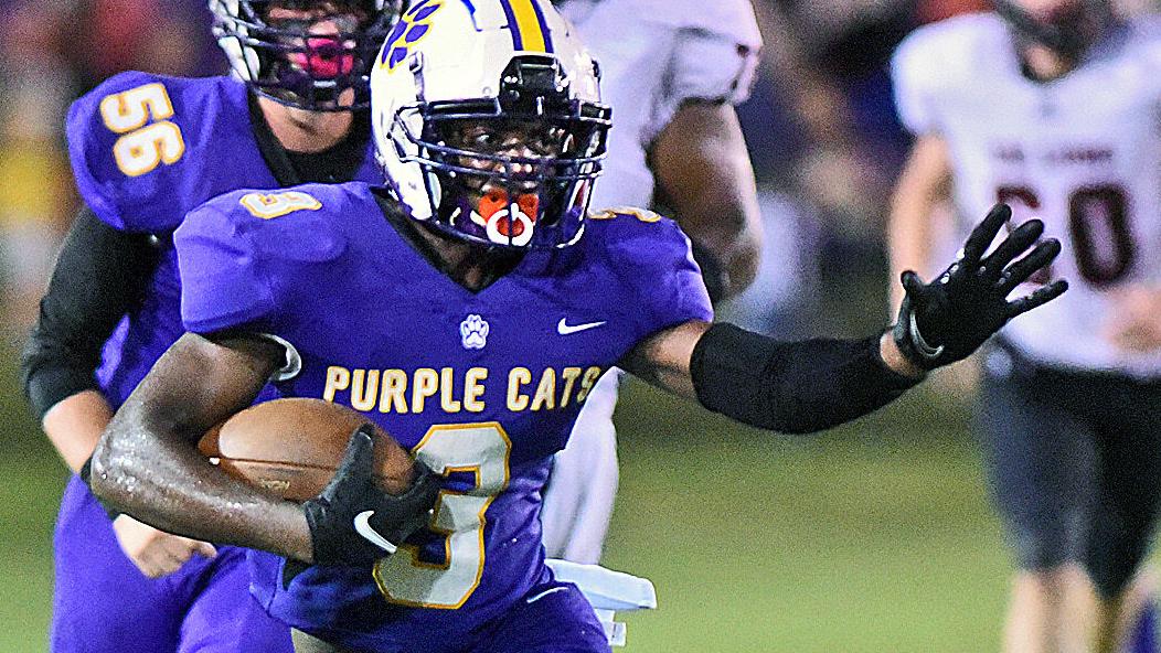 DothanEagle.com - Ariton holds off rival G.W. Long in classic battle of ranked teams image
