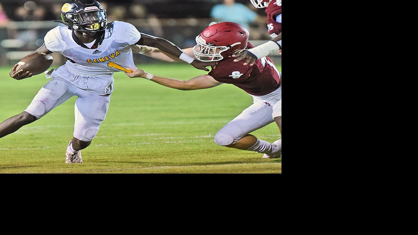 DothanEagle.com - In slugfest, Geneva makes final defensive stand image