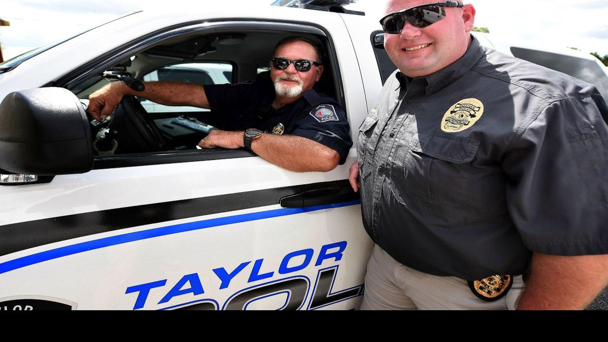 Father Son Share Law Enforcement Bond Local News Dothaneagle Com