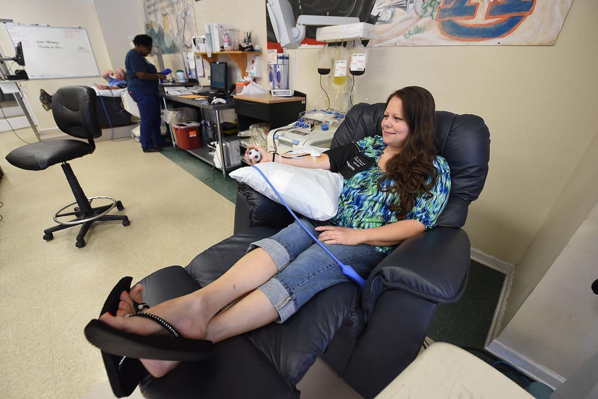 Platelet donation helps couple grow closer and help others