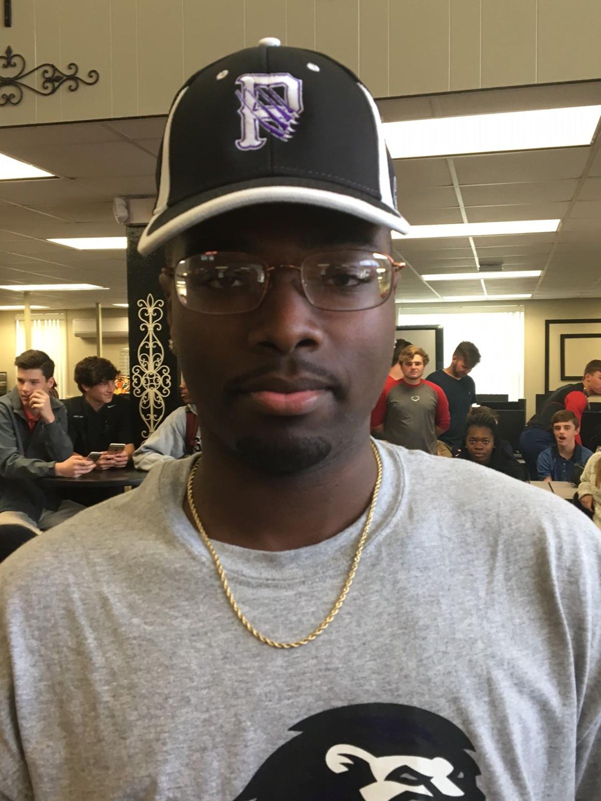 On the dotted line Dothan baseball player DeAndre Green High