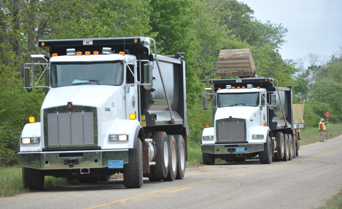 County turning small profit on dump trucks | News | dothaneagle.com