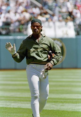 Rickey Henderson belts his final Major League homer 