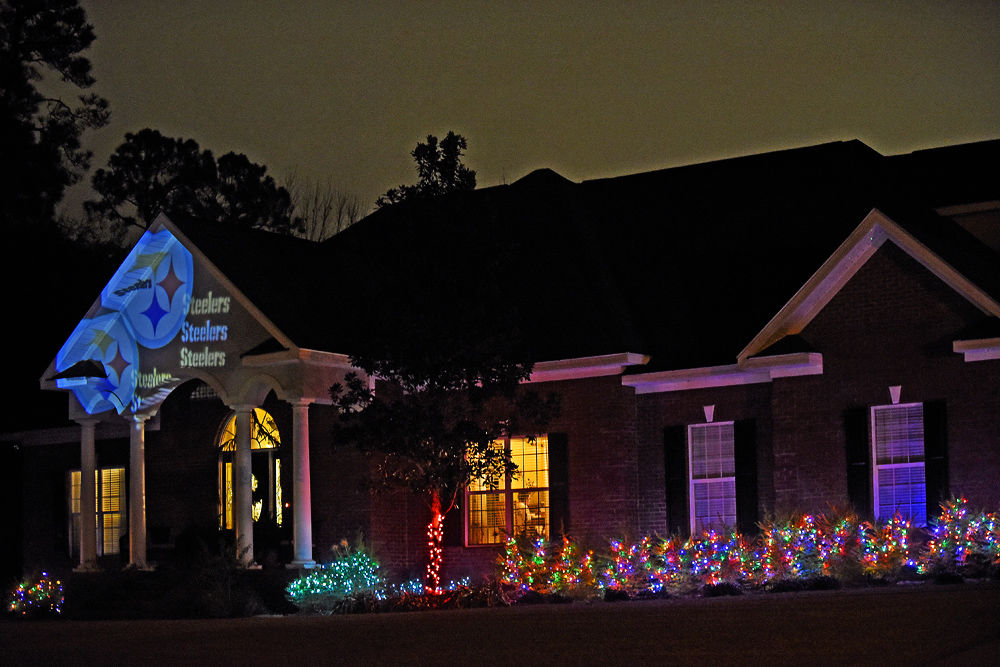 Christmas lights around Dothan Featured