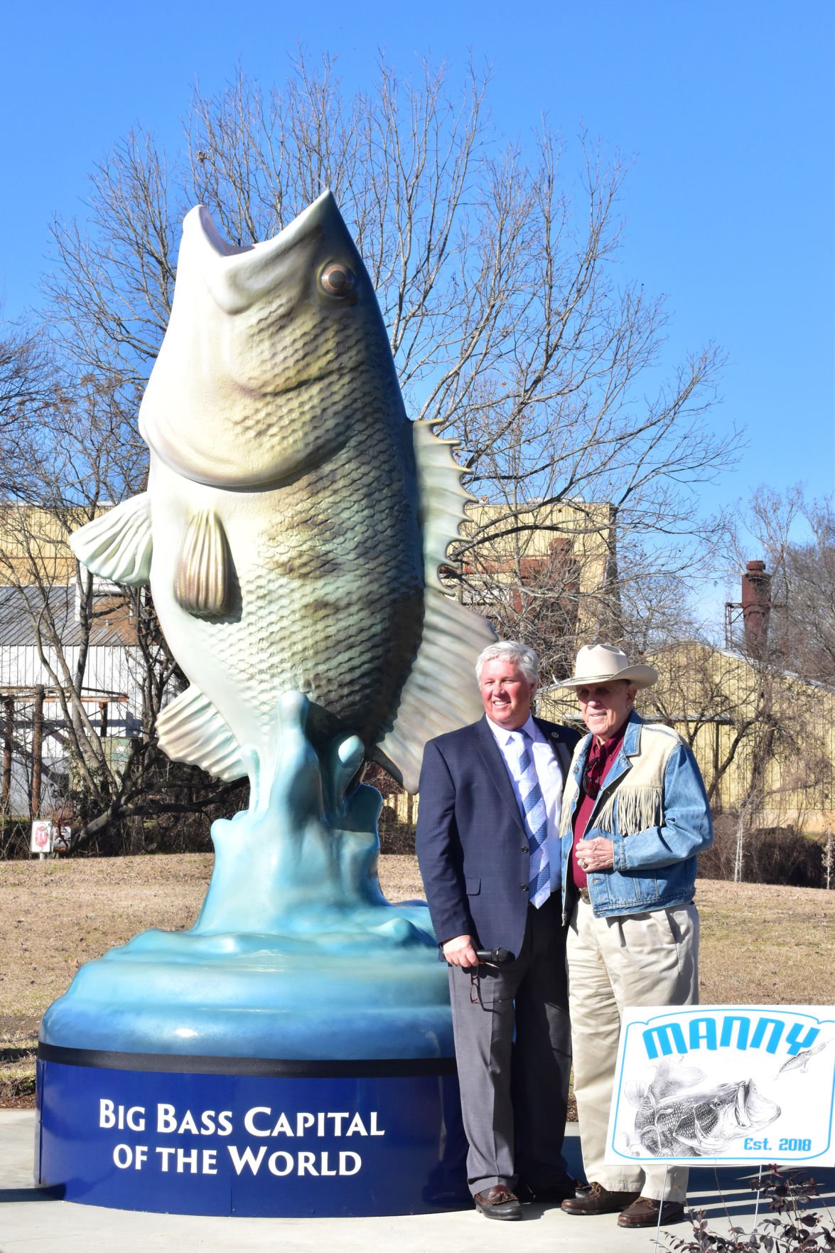 'Manny' unveiled in Eufaula News