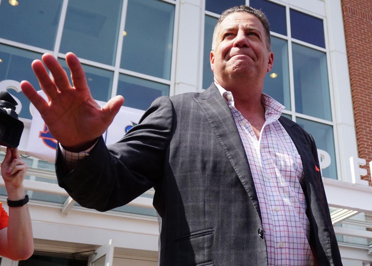 Auburn Basketball Must Mesh Newcomers With Veterans As Practice Opens Auburn University Sports Dothaneagle Com