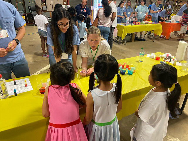 AU Teach program in Auburn's College of Education and College of Sciences and Mathematics prepares the next generation of science educators