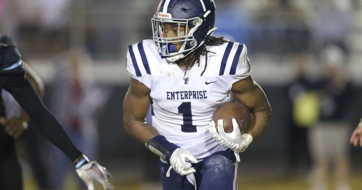 DothanEagle.com - Enterprise falls to Mary G. Montgomery in final seconds image