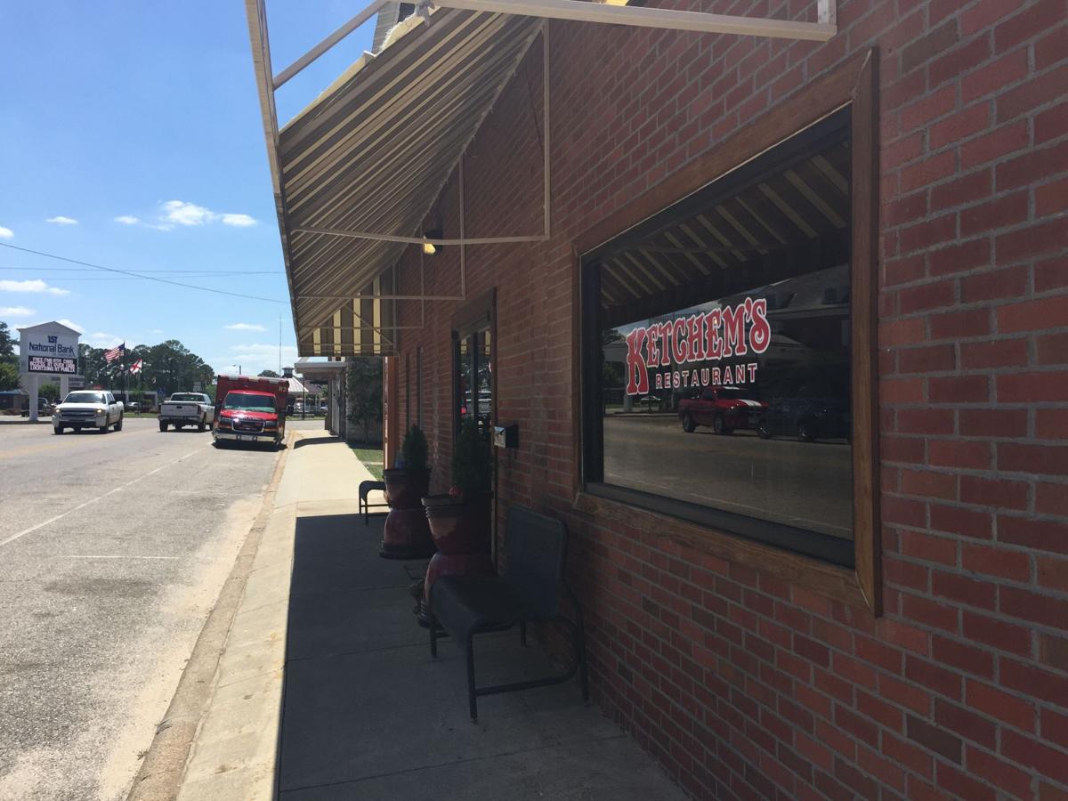 Ketchem’s Restaurant in Hartford good for meat and three Restaurant