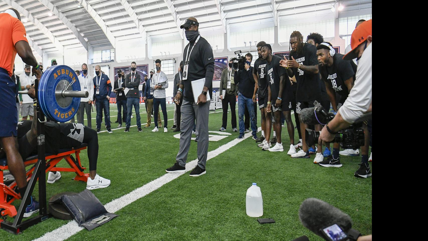Former Auburn Players Show Off For Nfl Scouts At Auburn Pro Day Auburn University Sports Dothaneagle Com