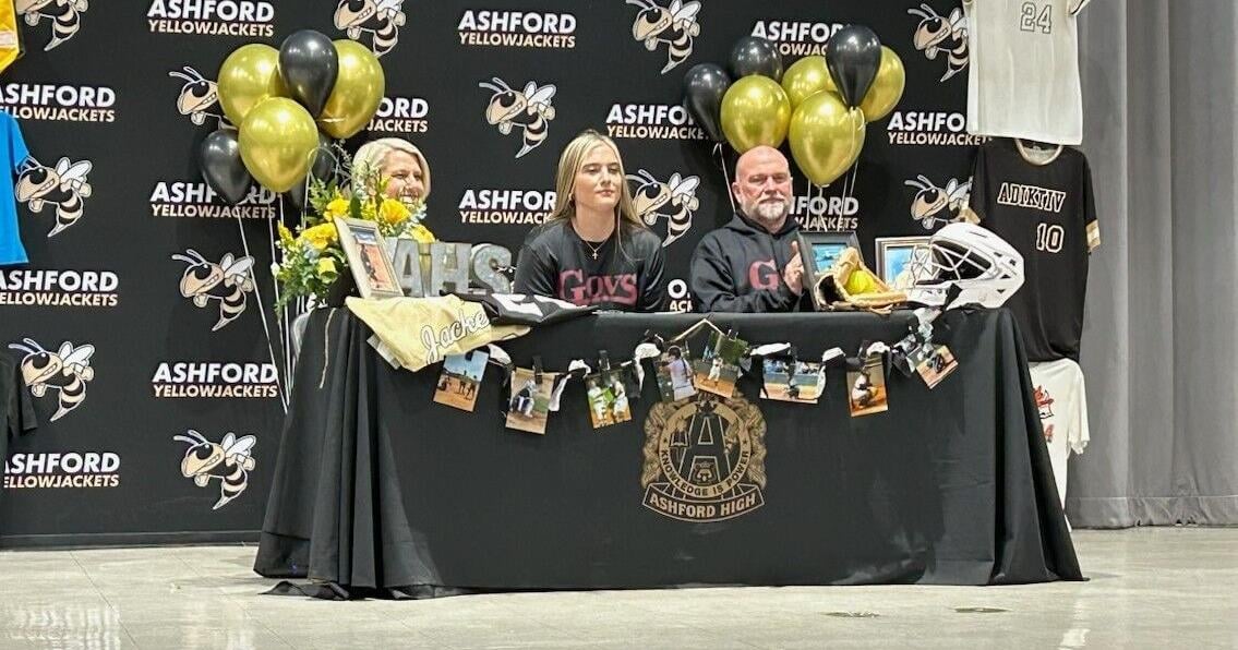 Ashford's Catie Kelley signed to play Wallace College Lady Govs softball on Thursday.