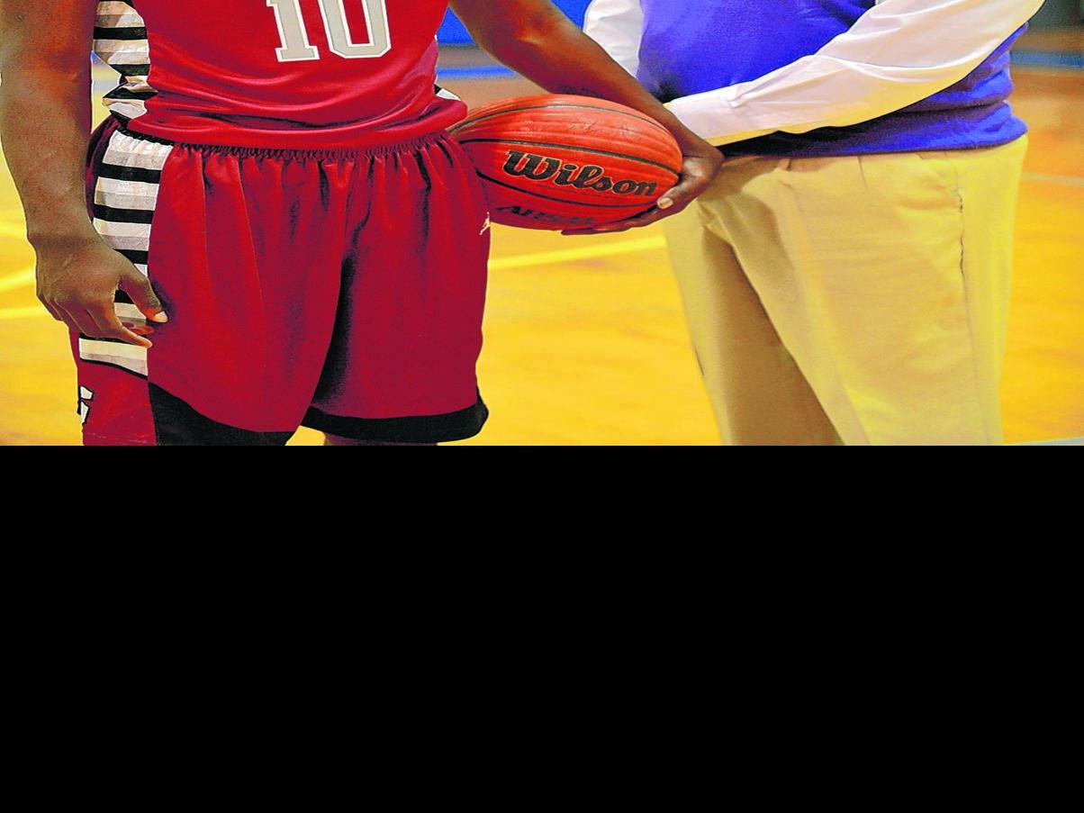 Slocomb S Mccray Tops Super 12 Boys Basketball Team High School