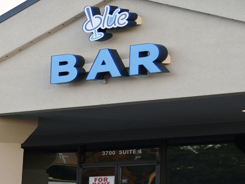 Blue Bar Closes After Failing To Pay Alcohol Taxes Renew Business License Business Dothaneagle Com