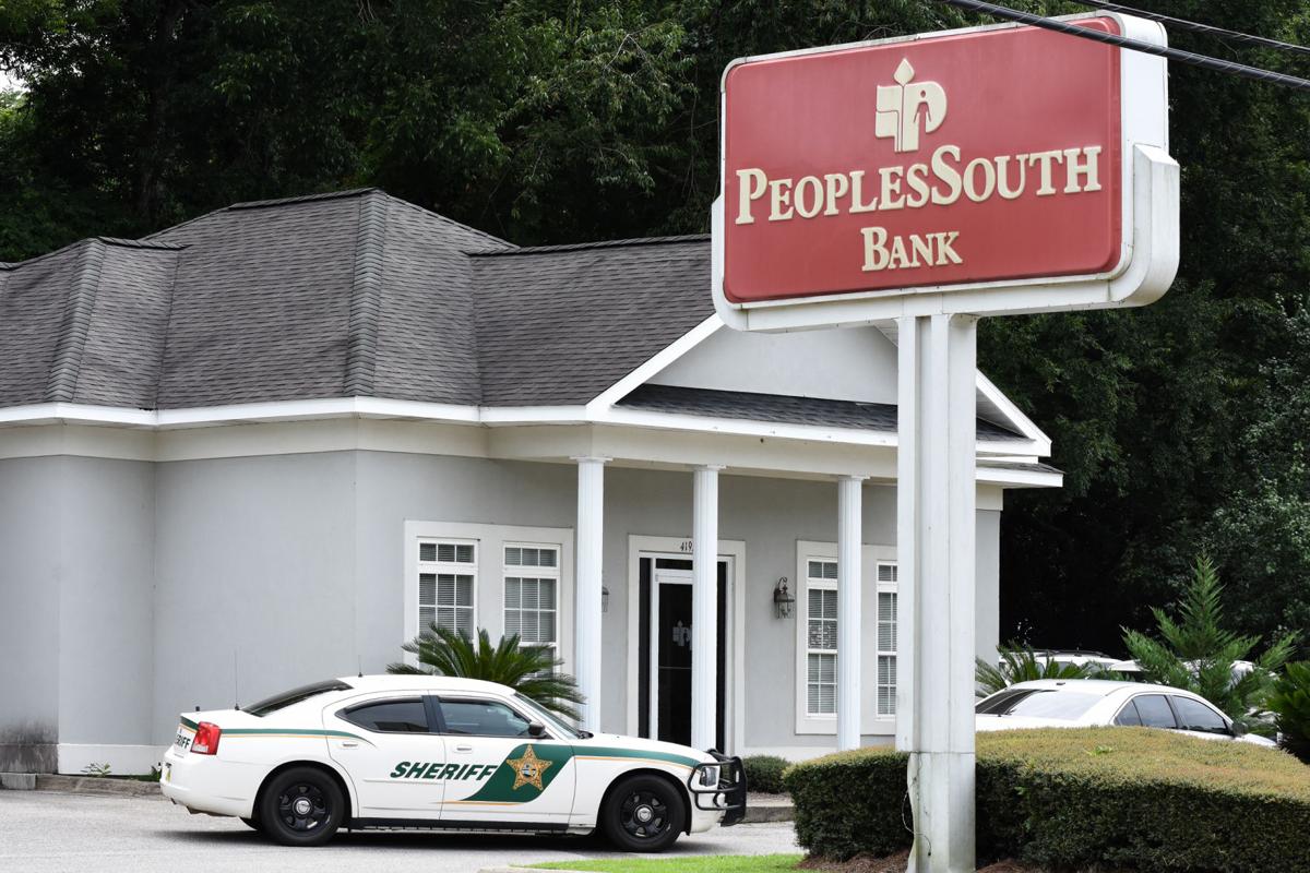 Search continues for Greenwood bank robbers