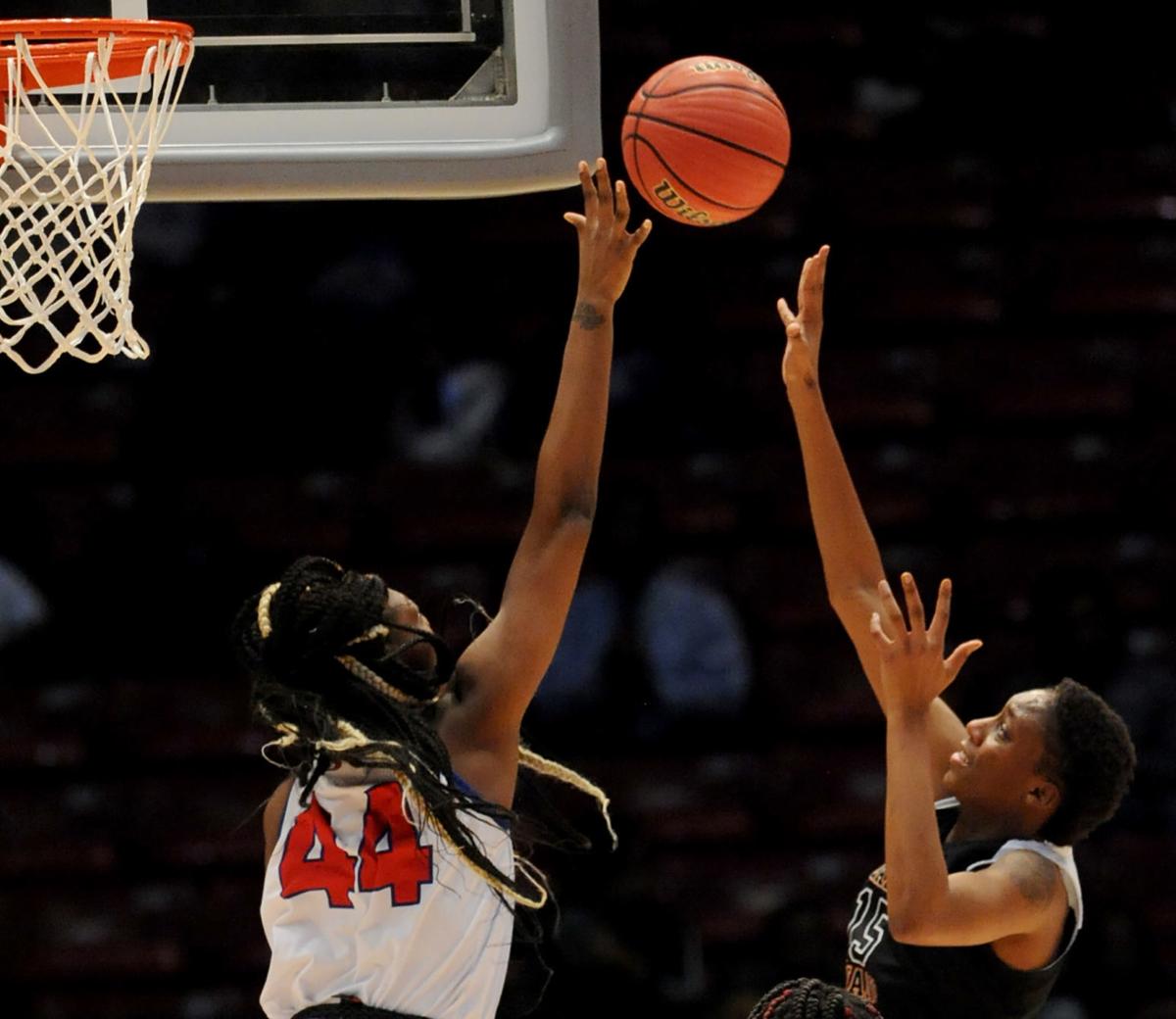Charles Henderson Lady Trojans Get Defensive In Semifinal Victory