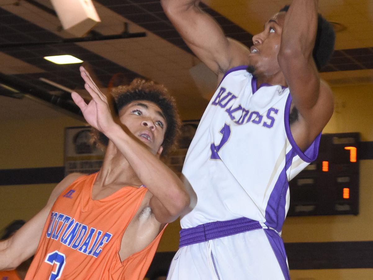 Marianna Dominates Cottondale Rivalry Game Sports Dothaneagle Com