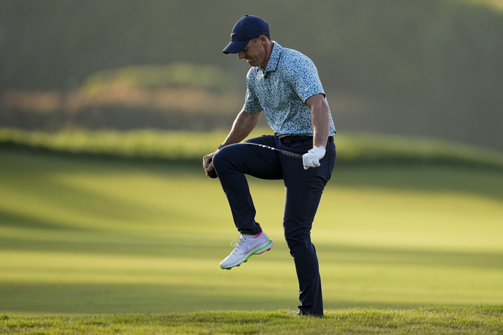 Try not to look so bored, Rory! | Independent.ie