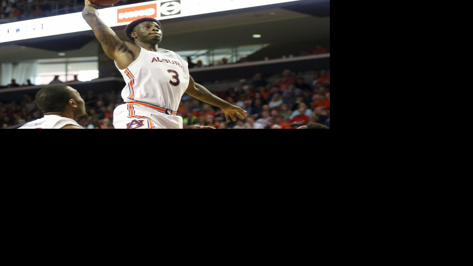 Auburn Puts Undefeated Record On The Line At Alabama Auburn