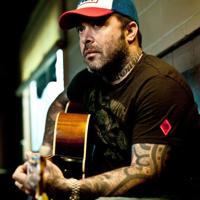 Styn Dutch Rapper Staind singer showing his country roots at Toadlick