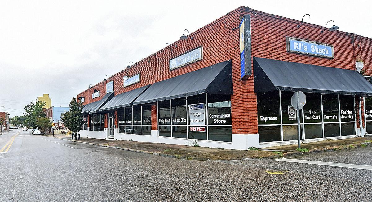 Downtown Living: Construction to begin on apartments