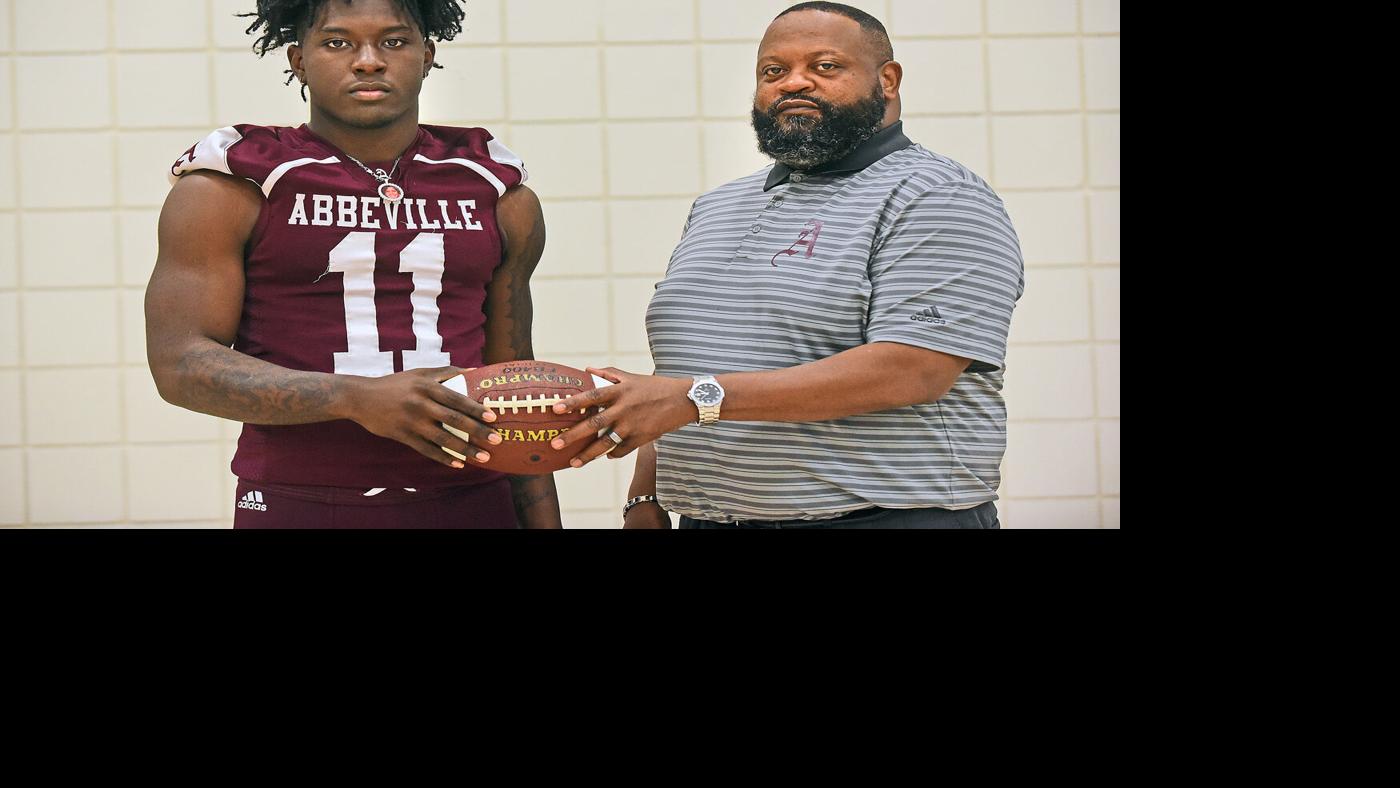 DothanEagle.com - Abbeville's Glanton, Stewart earn Dothan Eagle Player, Coach of Year honors image