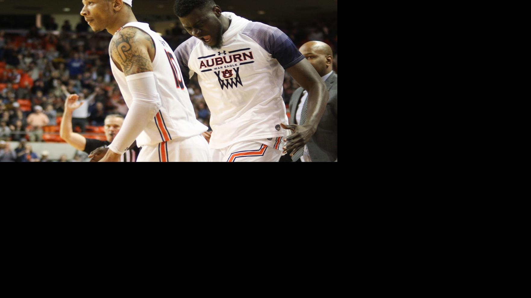 Auburn Jumps To No 5 In Newest Ap Basketball Rankings Auburn