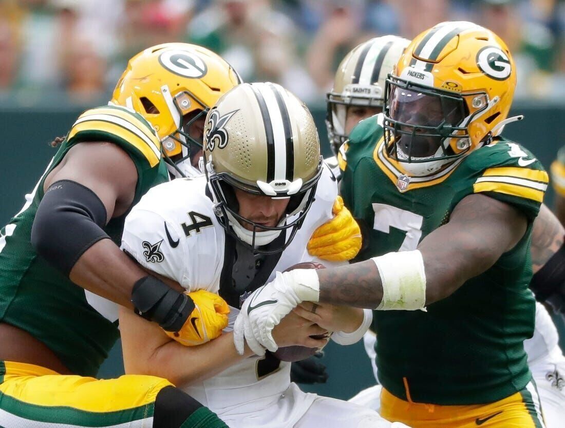 Jordan Love rallies Packers to 18-17 win after Saints lose Derek