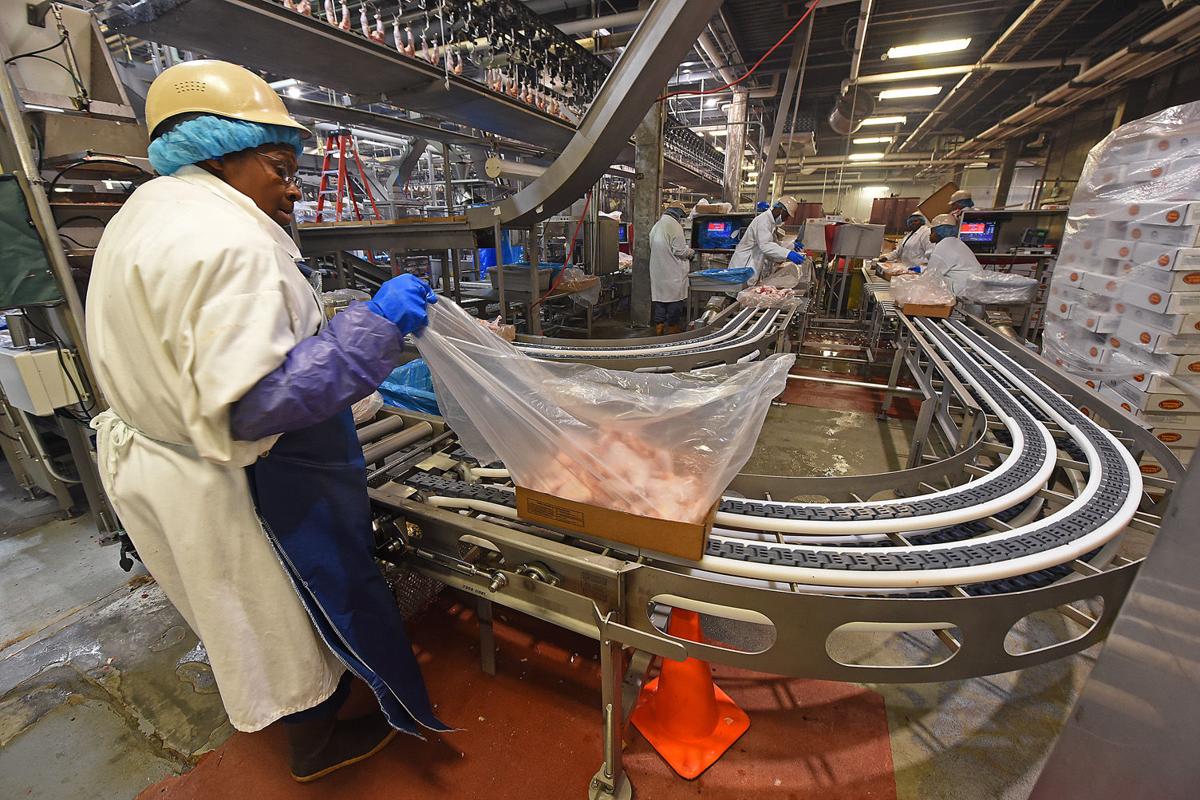 Wayne Farms has hired 700 at Dothan chicken processing facility but