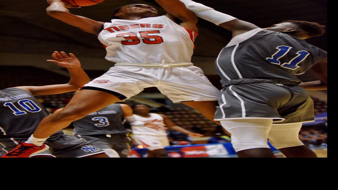 Eufaula Boys Beat Sidney Lanier In Ot Advance To State Tournament