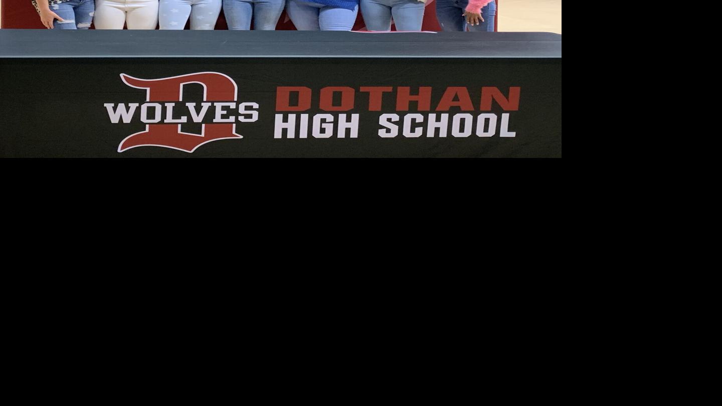 DothanEagle.com - Seven Dothan Wolves softball players sign college scholarships image