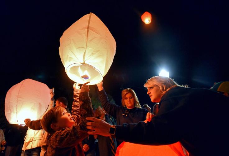 Candlelight vigil & balloon release honors Geneva accident victims