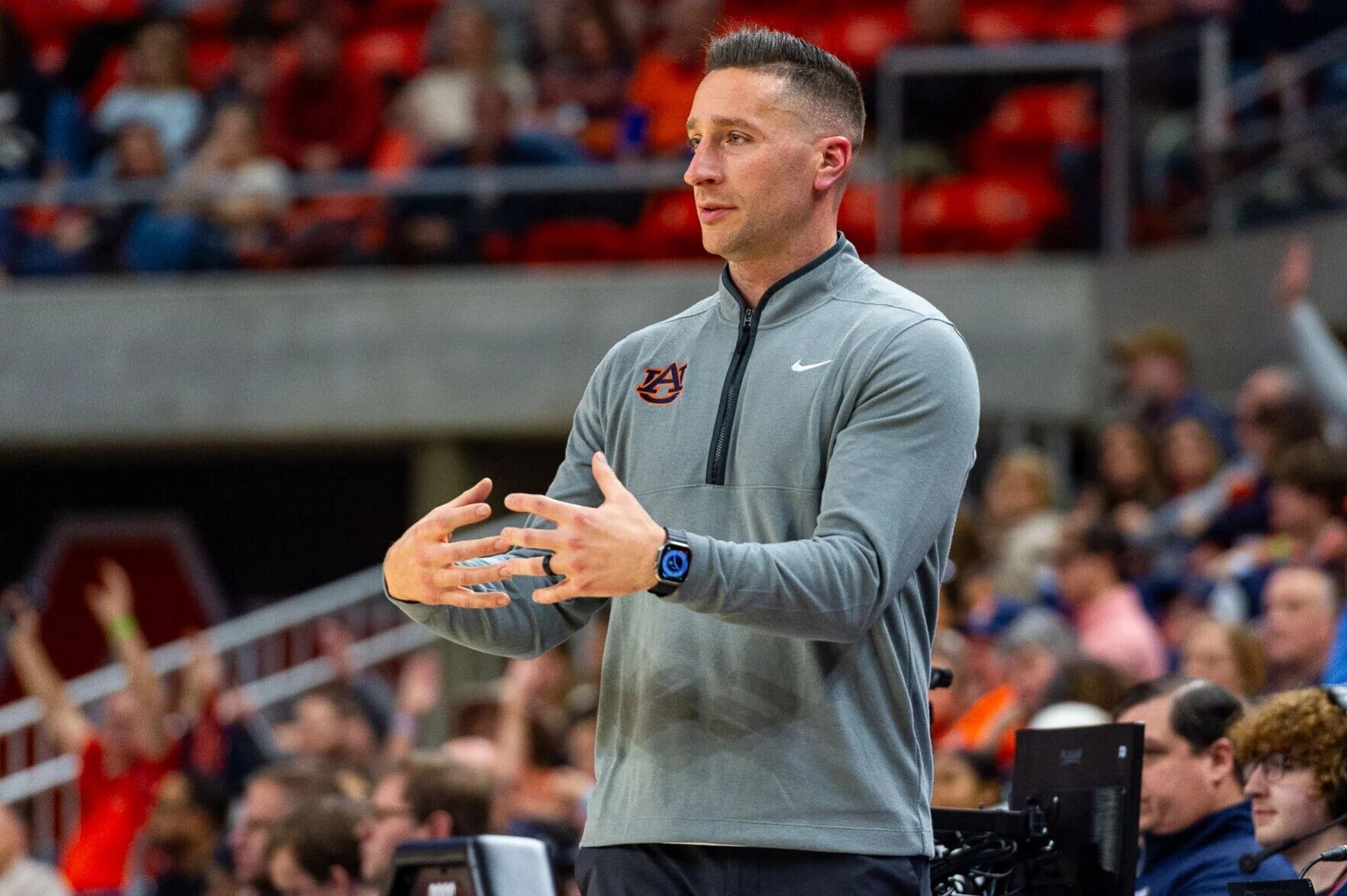 Auburn expecting physical battle against Gators