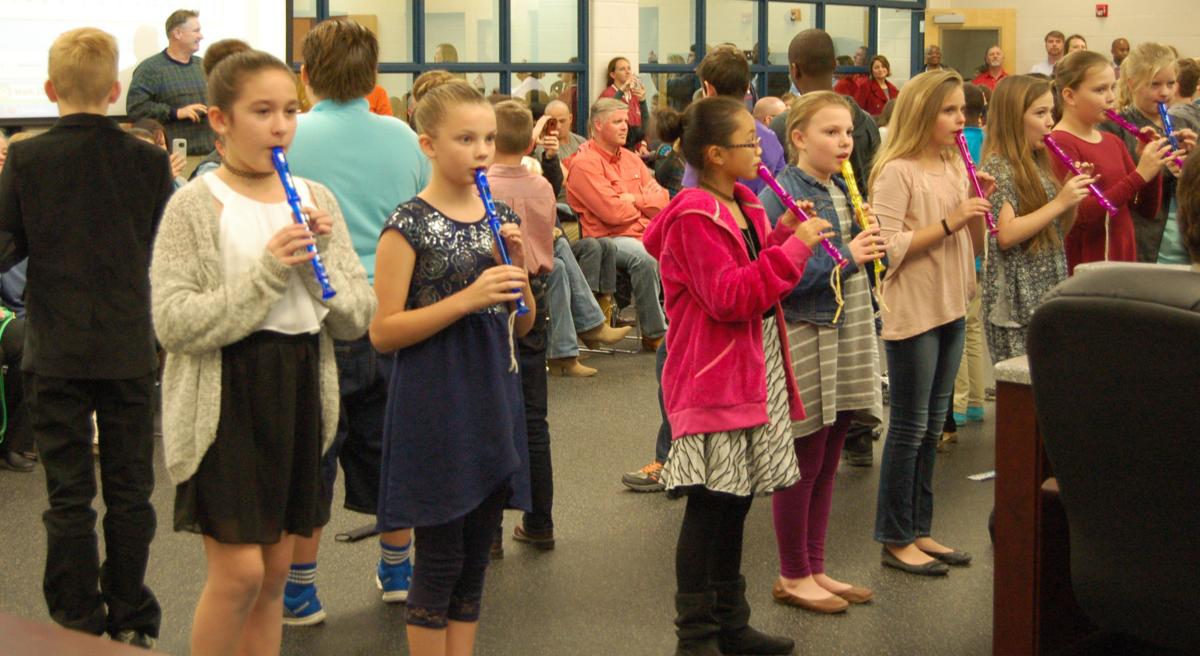 Elementary recorder ensemble demonstrates fun in learning music News