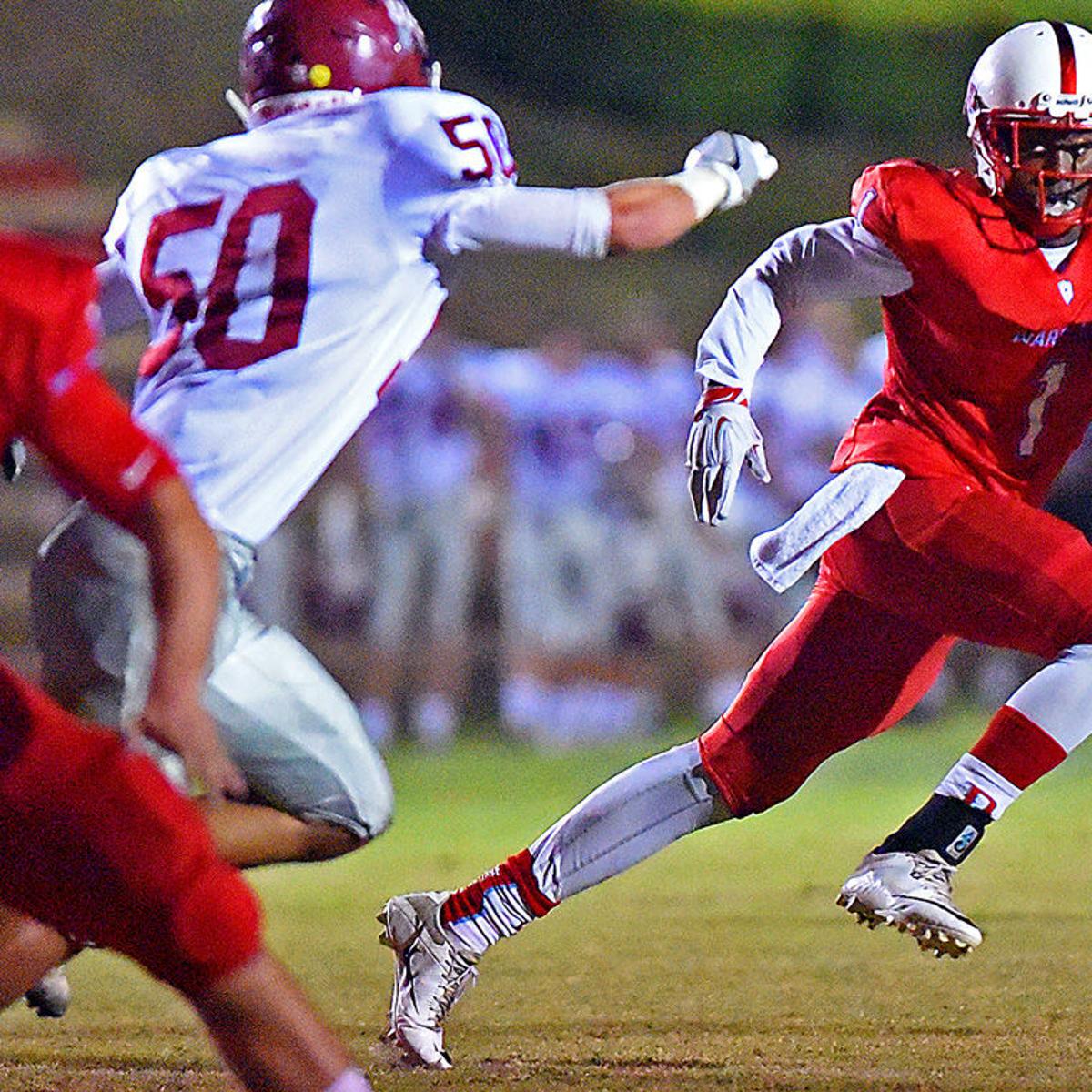 Blocked Kicks Fuel Ums Wright S Rout Of Dale County High School